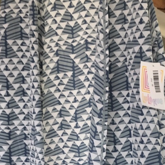 NEW Lula Roe Joy (long vest) - Picture 2 of 4